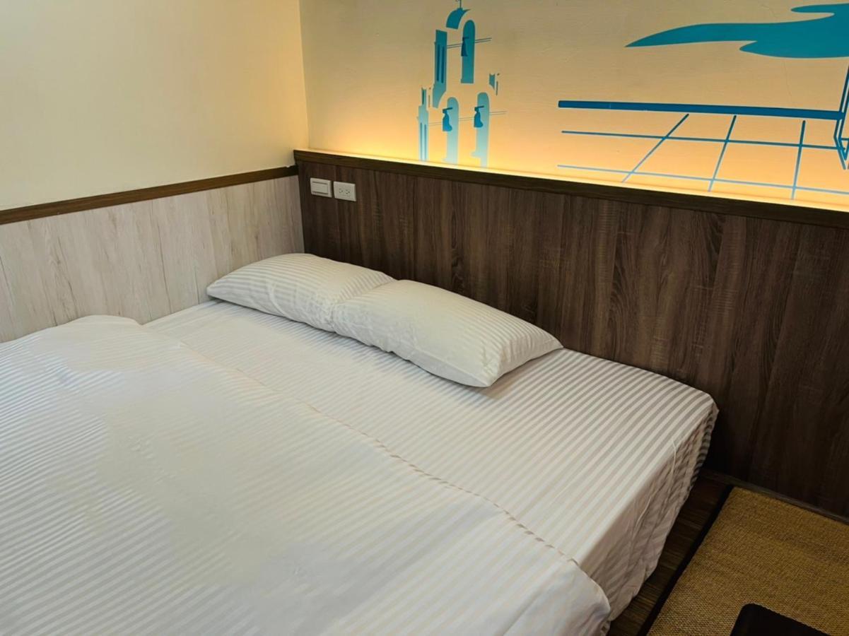 Love Feng Jia Apartment Hotel Đài Trung Ngoại thất bức ảnh