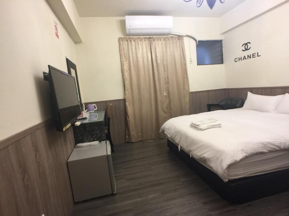 Love Feng Jia Apartment Hotel Đài Trung Ngoại thất bức ảnh
