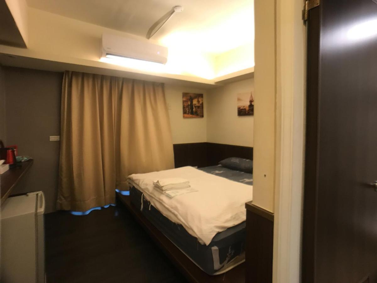 Love Feng Jia Apartment Hotel Đài Trung Ngoại thất bức ảnh