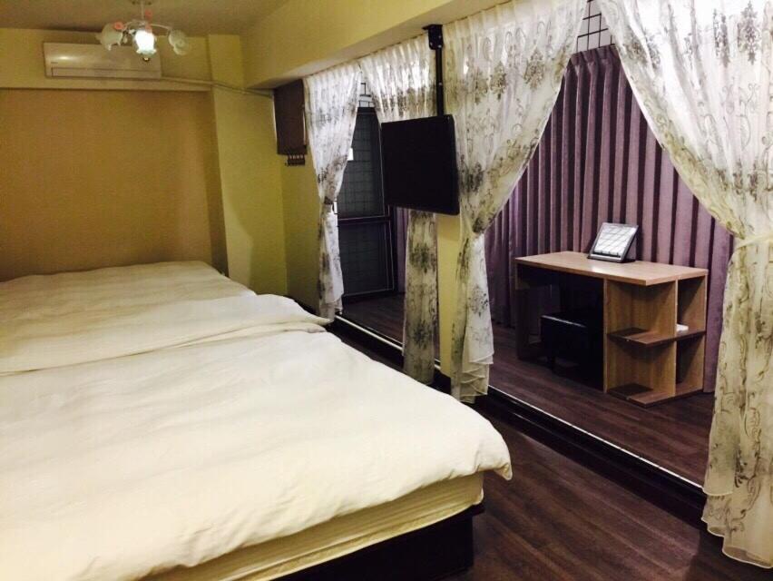 Love Feng Jia Apartment Hotel Đài Trung Ngoại thất bức ảnh