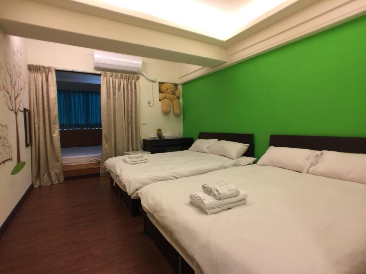 Love Feng Jia Apartment Hotel Đài Trung Ngoại thất bức ảnh
