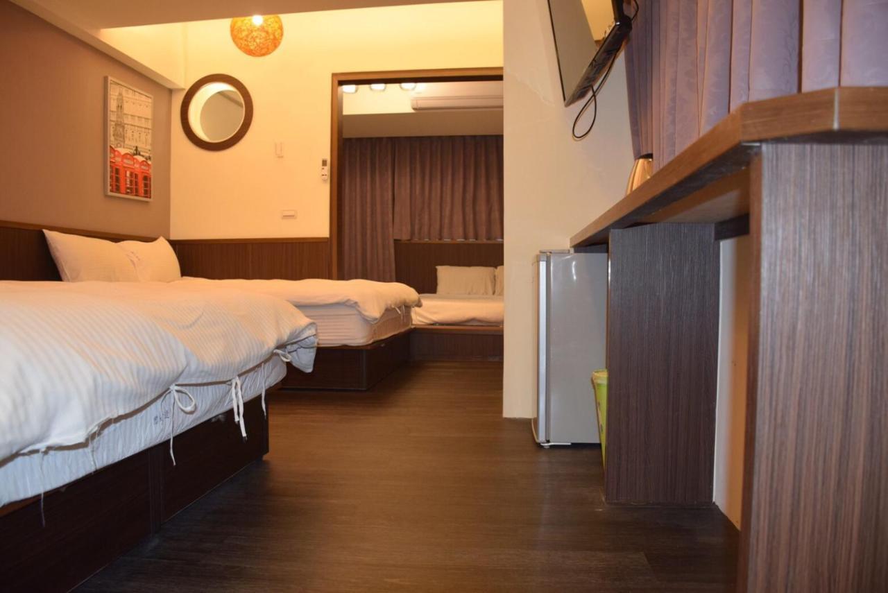 Love Feng Jia Apartment Hotel Đài Trung Ngoại thất bức ảnh