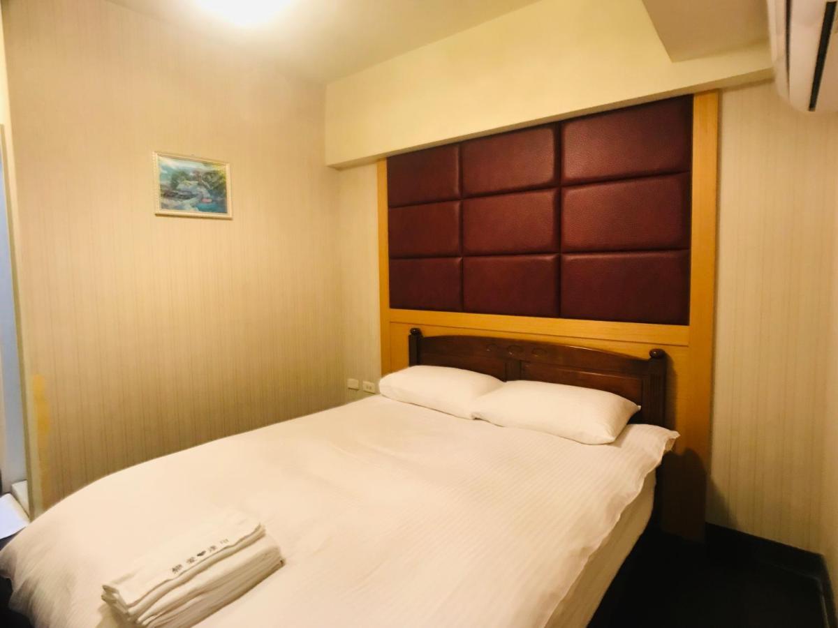 Love Feng Jia Apartment Hotel Đài Trung Ngoại thất bức ảnh