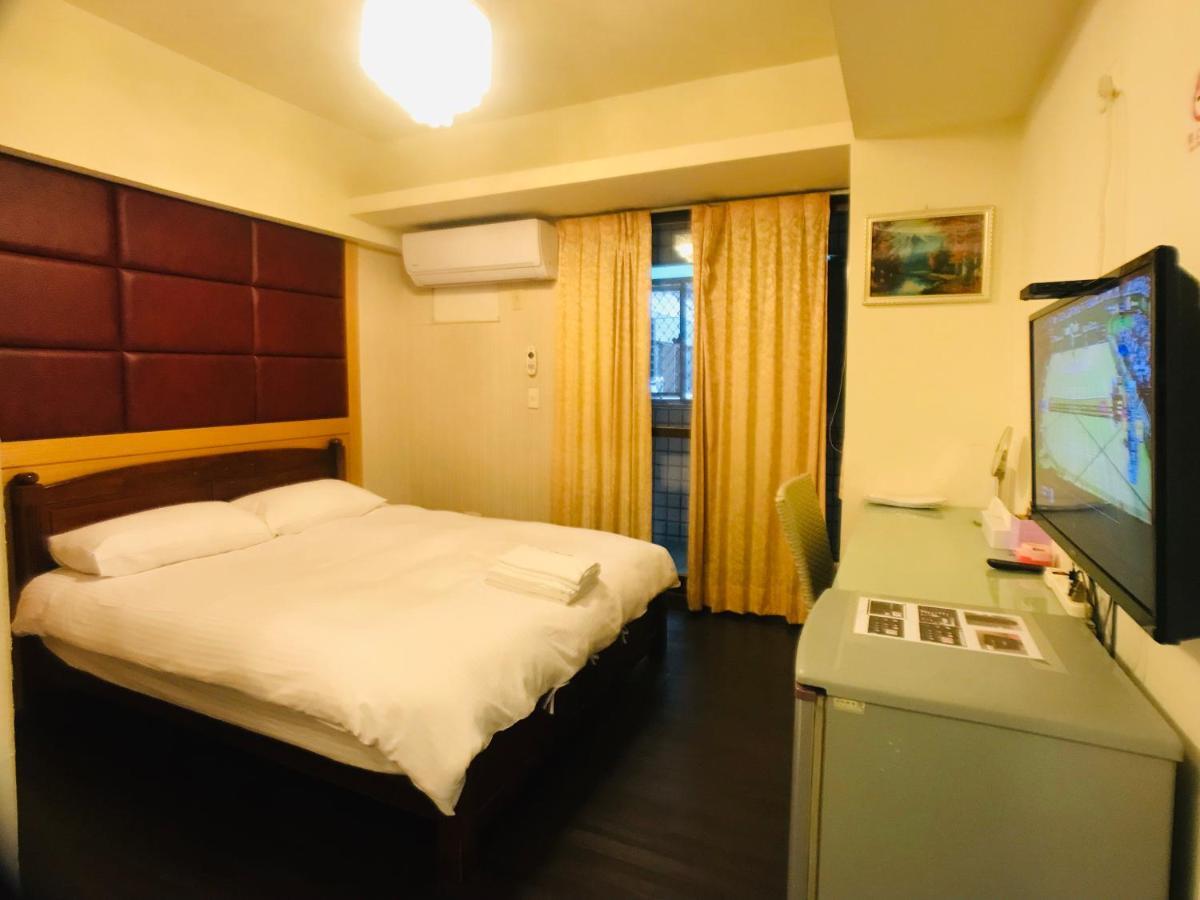 Love Feng Jia Apartment Hotel Đài Trung Ngoại thất bức ảnh