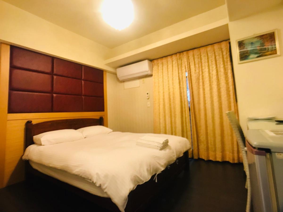Love Feng Jia Apartment Hotel Đài Trung Ngoại thất bức ảnh